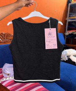 Trendy Black &amp; Crop top  combo 4