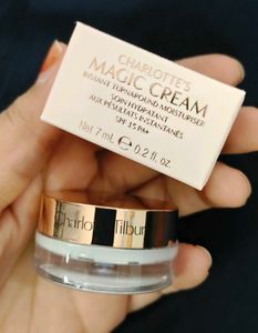 Charlotte tilbury magic cream