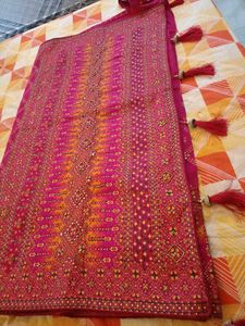 Vibrant Pink pashmina saare 💗