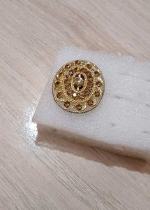 Elegant Gold Stone Ring