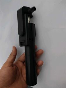 Black Extendable Selfie Stick