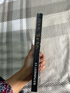Black Thorn by J.T. Geissinger Book