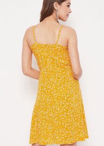 Berrylush Women Yellow Floral Printed Fit