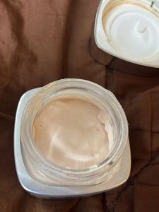 L'Oreal Paris Aura Perfect Clinical Day Cream