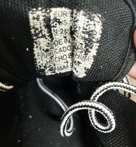H&amp;M Sneakers