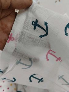 2 baby Swaddles/ muslin wrap for babies