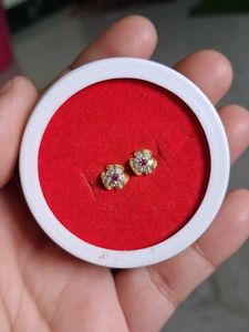 Heart Stud Earrings with Rhinestones gold