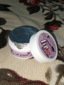 Pilgrim Squalane Blueberry Lip Scrub