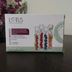 Lotus Professional Lacto DeTan Facial Kit