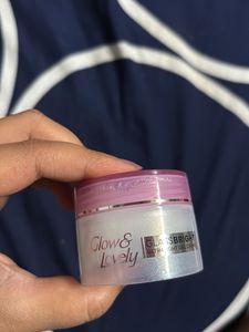 Glow &amp; Lovely Glassbright Gel Creme