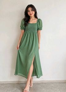 Chic Green dresses 💚