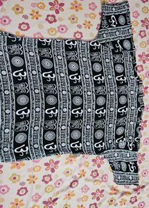 Stylish Black &amp; White Om Print Kurta