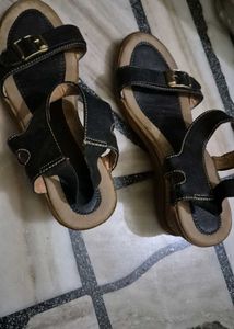black wedge heels