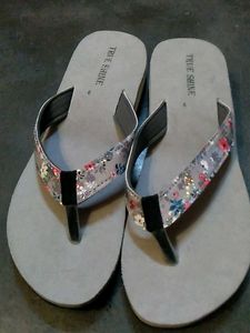 Cute Floral Flip Flops