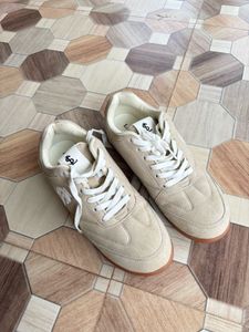 Louis sticth casual shoes