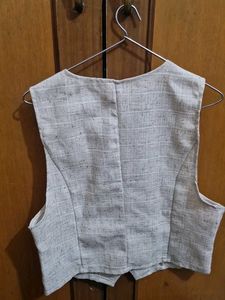 Sleeveless Button-Down Vest (COORD)