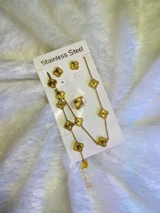 Elegant Gold Flower Jewelry Set