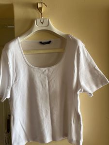 Classic White Crew Neck Tee