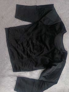 Black Velvet Full Sleeve Stretchable Blouse 💫