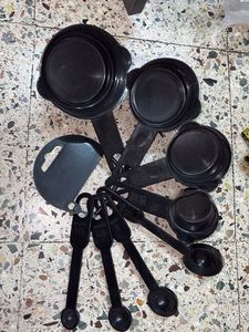 Black Measuring Cup and Spoon Set