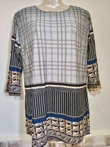 Stylish Plaid Top with Unique Sleeve Design