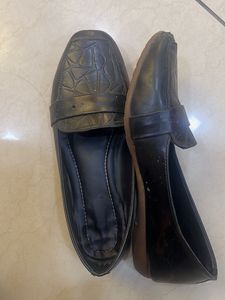 Black Crocodile Loafers