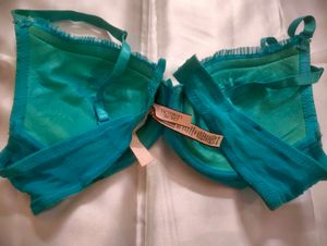 Victoria's Secret Teal Lace Bra