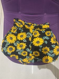 H &M Sunflower Print Shorts