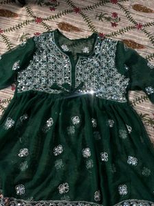 Embroidered Green Kurta with Mirror Work