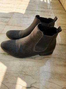 Stylish Black Boots