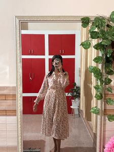 Elegant Floral Print Midi Dress