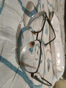 Specs Frame