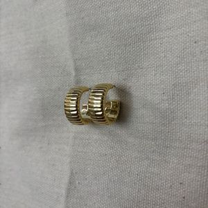 Pack of 10 Golden Earrings