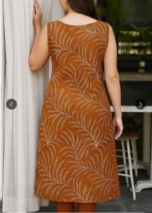 KALINI women brown viscose reyon kurta set