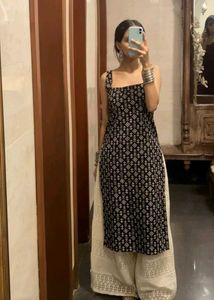 Beautiful Black &amp; White Printed Kurta