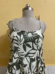 Stylish Floral Print Spaghetti Strap Top