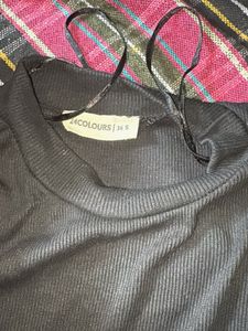 Ribbed Black Long Sleeve Top