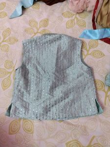 Kurta Pajama With Cot Set