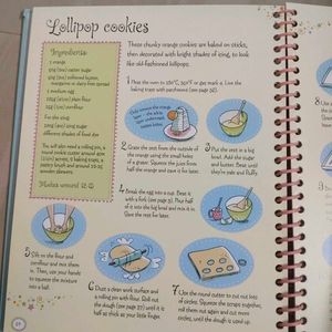 Usborne Little Cakes and Cookies to Bake Book