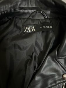 Zara form fitted leather jacket