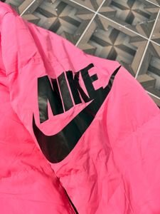 Nike Puffer Jacket Pink