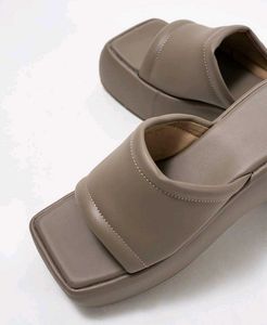 LITTLEBOX NEW Vintage Vibe City Girl Mocha