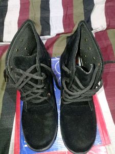 Stylish Black Suede Ankle Boots for Women