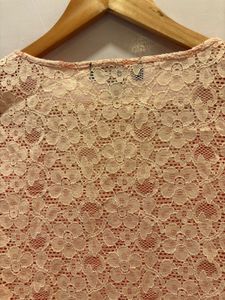 Chic Lace Crop Top