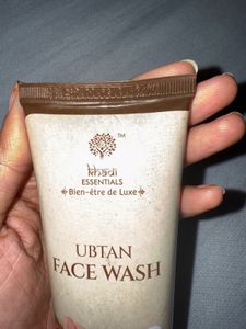 New Khadi Essentials Ubtan Face Wash