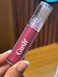 Gush Liquid Lipstick - Berry Shade