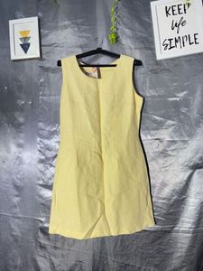 Simple Yellow Sleeveless Dress