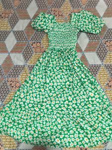 Green Floral Smocked Puff Sleeve Dress