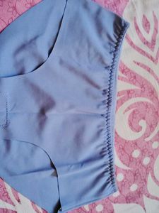 140.Seamless Comfort Briefs