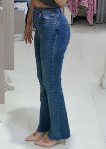 Pull&amp;Bear Classic Blue Flare Jeans